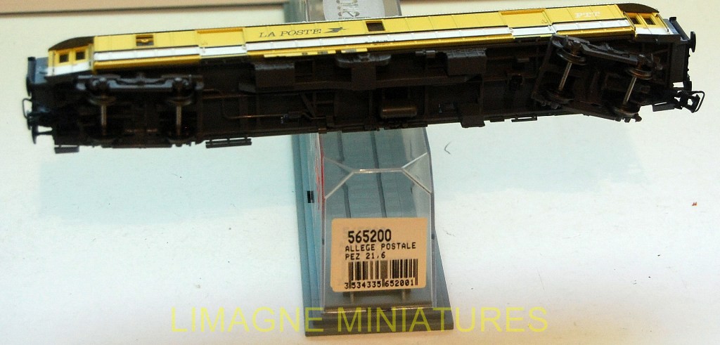 voiture de la poste miniature